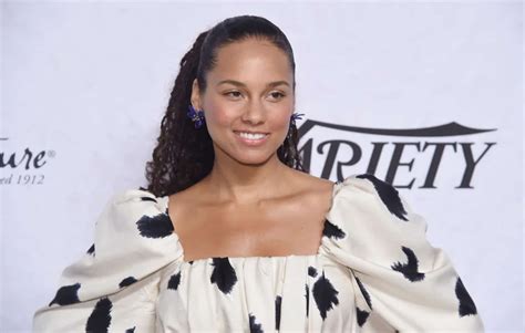 Following this, Keys released “The Diary of Alicia Keys” in 2003, a neo soul and R&B album, which did as well on the market as its predecessor, selling more than eight million albums worldwide. Up to date, Alicia has released five studio albums, all of which have been a major commercial success, and have …